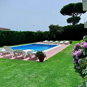 apartaments-ar-rayon-du-soleil.topcostabravahotels.com/